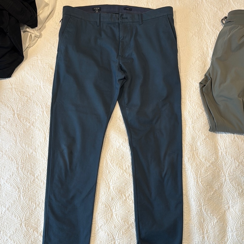 J. Crew flex Men's Slim Chino Pants in navy blue slim